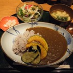 駅前ワインカフェ bar-ba - ばぁばのオリジナルカレー@800