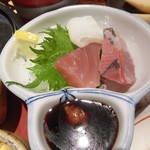 Washoku Nabedokoro Sushi Han - 季節の昼膳　アップ