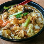 台湾料理 太和菜工坊 - 五目刀削麺  大盛