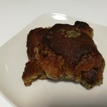 ル・プチメック - アールグレイの茶葉入りアーモンドクリーム、紅茶のクロワッサン・オ・ザマンド230円