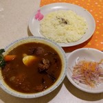 Kare Hausu Gari - ロースカツのスープカリー+ライス大盛（940円）