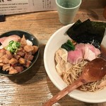 醤油らあめんとコロチャーごはん★2018/4