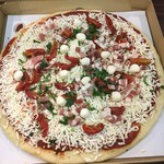 丸型ピザ パンチェッタ＆モッツァレラ
