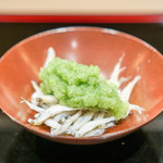 Hassun - 氷魚、苔酢、大根と胡瓜