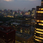 お座敷天婦羅 天政 - オフィス街の夜景