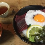 谷町 一味禅 - マグロ山かけ丼（￥900）