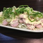 呼び戻しとんこつ 光四郎 - おさかなソーセージネギ盛り