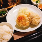 成蔵 - 雪室熟成豚シャ豚ブリアン２個定食＠3200円