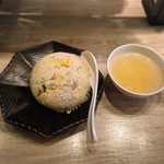 かけらーめん 一番館 - さんびゃくごじえんのチャハン