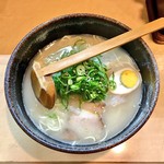 ラーメン壷 - 豚骨ラーメン