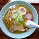 まつや食堂 - 塩ラーメンのアップ