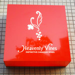 Heavenly Vines - カナダ国旗の配色にメ－プル入り！