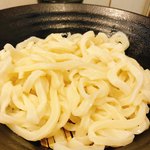 武蔵野うどん 肉そば ユーソウル - コシの強いおうどん！