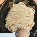 六厘舎 東京駅東京ラーメンストリート - 麺
                                味玉