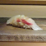 菊鮨 - ◆鯛（玄海）・・ ねっとり感があり美味。
