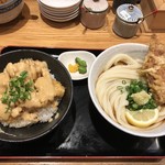 釜たけ流 うめだ製麺所 - 鶏マヨ丼とうどんのセット 880円