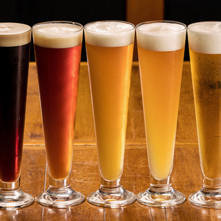 クラフトビール１０種類は日替わり！オリジナル限定ビールも有〼