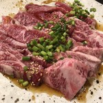 七輪炭火焼肉 まるし - まるしカルビ
            