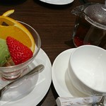Kojikona - 本日のデザートと紅茶ウバ