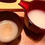 割烹・蕎麦 波と風 - 蕎麦粉を溶いた旨い蕎麦湯。蕎麦粉は常陸産でした…信州産も使って欲しいなぁ