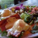 コナズ珈琲 - （2018/2月）コナズエッグベネディクトステーキベーコン