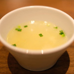 Gin Khao - ギンカーオランチ 1100円 のスープ