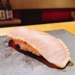 すし 喜邑 - 2018.4.  鰤