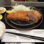 ご飯はお代わり自由です。
