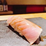 すし 喜邑 - 2018.4.  メジマグロ