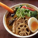 スープカレー専門店 すずな - 別角度　野菜超たっぷり♡