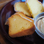 ネイバーフッド アンド コーヒー - レモンケーキプレート