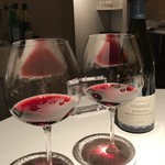 ライラ - ペアリング4杯目、ブルゴーニュの赤ワイン。