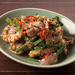 Stir-fried squid with lemongrass