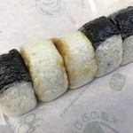 Iiduka Seima Iten - 鮭 税込130円、味噌 税込130円×2、梅 税込130円×2