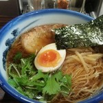 AFURI - 醤油ラーメン、８８０円。