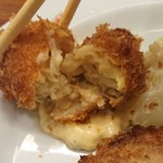 蟹クリームコロッケ、トロトロです。