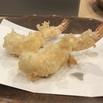 天ぷら　安住 - 塩で頂く海老は甘みがあります