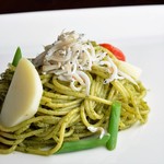 Genoa-style basil sauce of kettle-fried whitebait