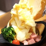 サカイフードホール - 