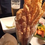 洋食屋Dining&Bar Roots - 【’18.4】湯葉スティックはアリゴみたいなディップソースに付けて食べる