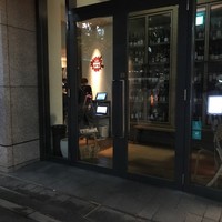 ラ・ボンヌターブル - お店入口
