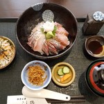 Shikisai Shoku Koshiji - 海鮮丼ランチ