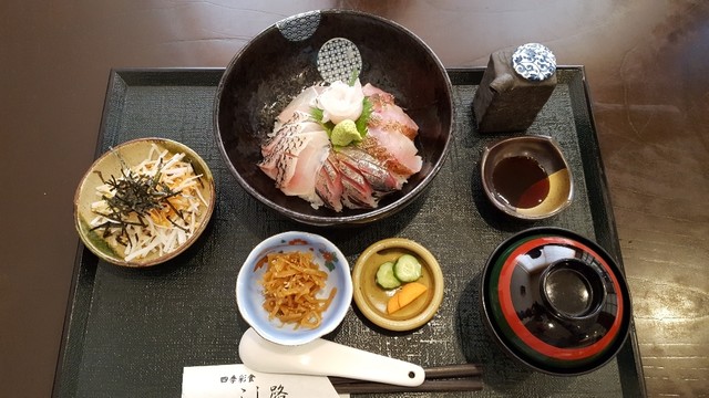 四季彩食 こし路 しきさいしょく こしじ 西新発田 魚介料理 海鮮料理 食べログ