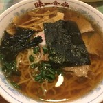 Aji Ichi Shiyokudou - ラーメン