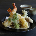 山形蕎麦茶寮 月の山