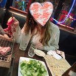 小城 - お肉を焼いてくれるななぞぅ