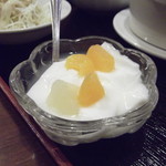 Ajikura - 杏仁豆腐