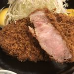 とんかつ檍 - 噛めばジュワーと脂が溢れてきます！！