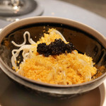 エクアトゥール - からすみ、うにカッペリーニ（そうめん風）山芋