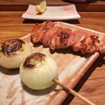 とり喜 - 小たまねぎ + かしわ